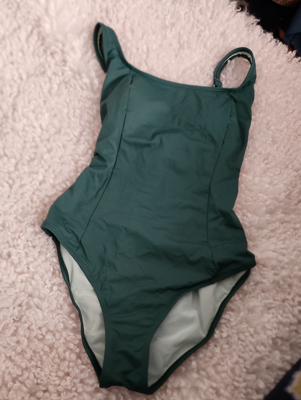 Moss Greet 1 Piece Swimsuit With Princess Seams.  Size M. Cupshe. NWT